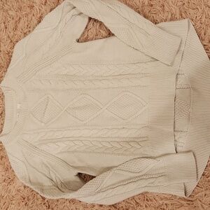 New GAP Sweater